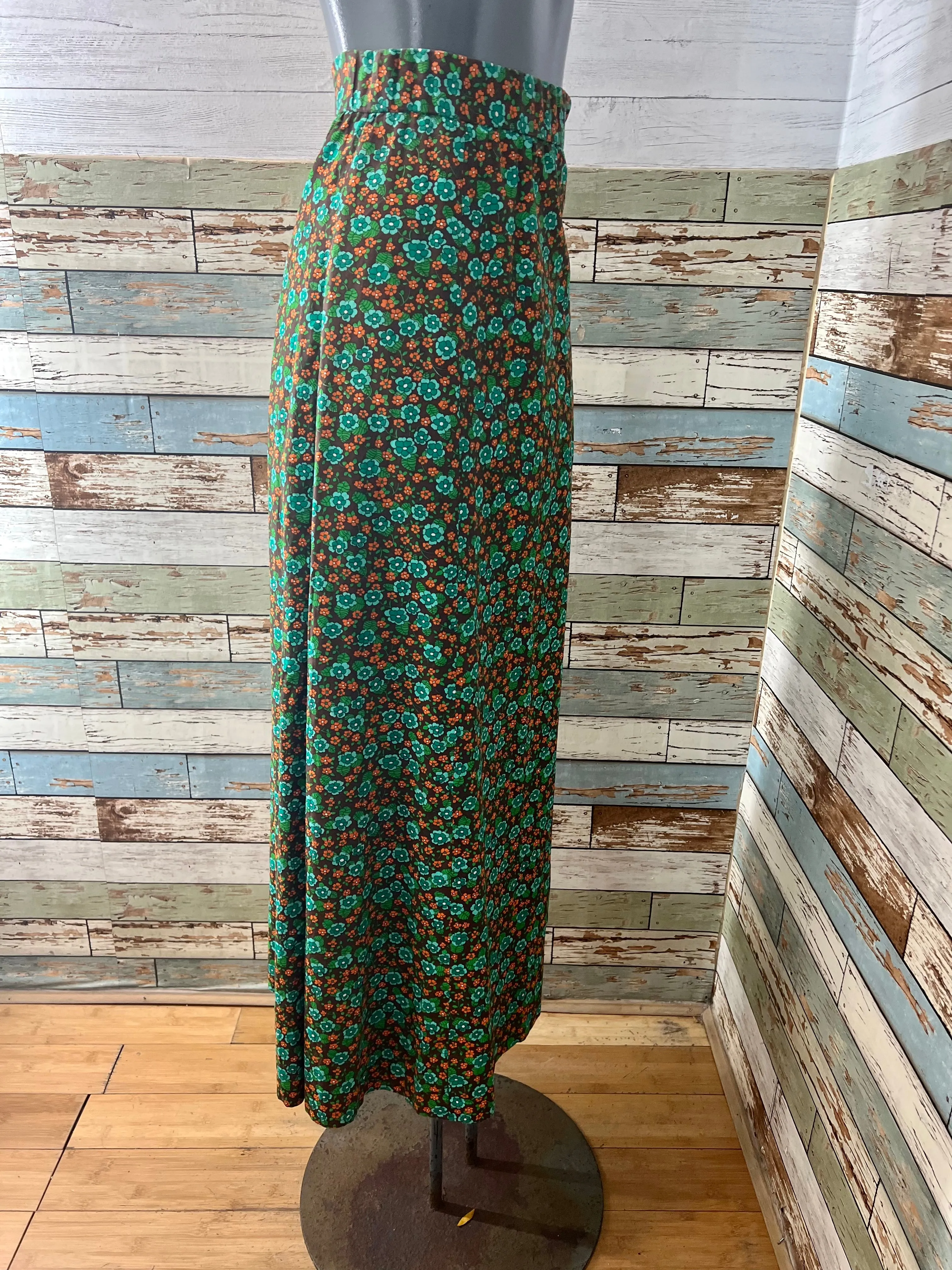 70’s Green Small Flower Print Maxi Skirt