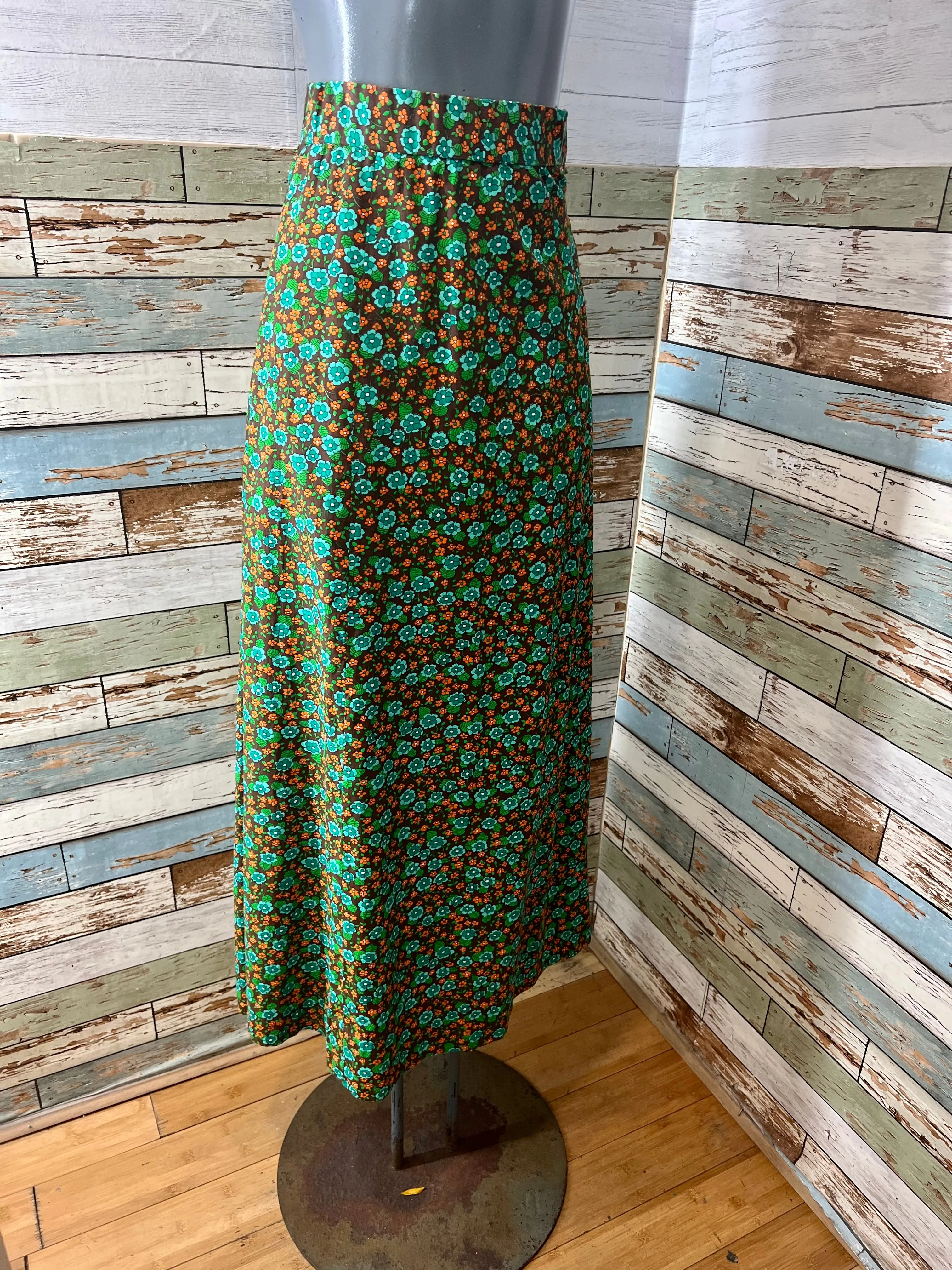 70’s Green Small Flower Print Maxi Skirt
