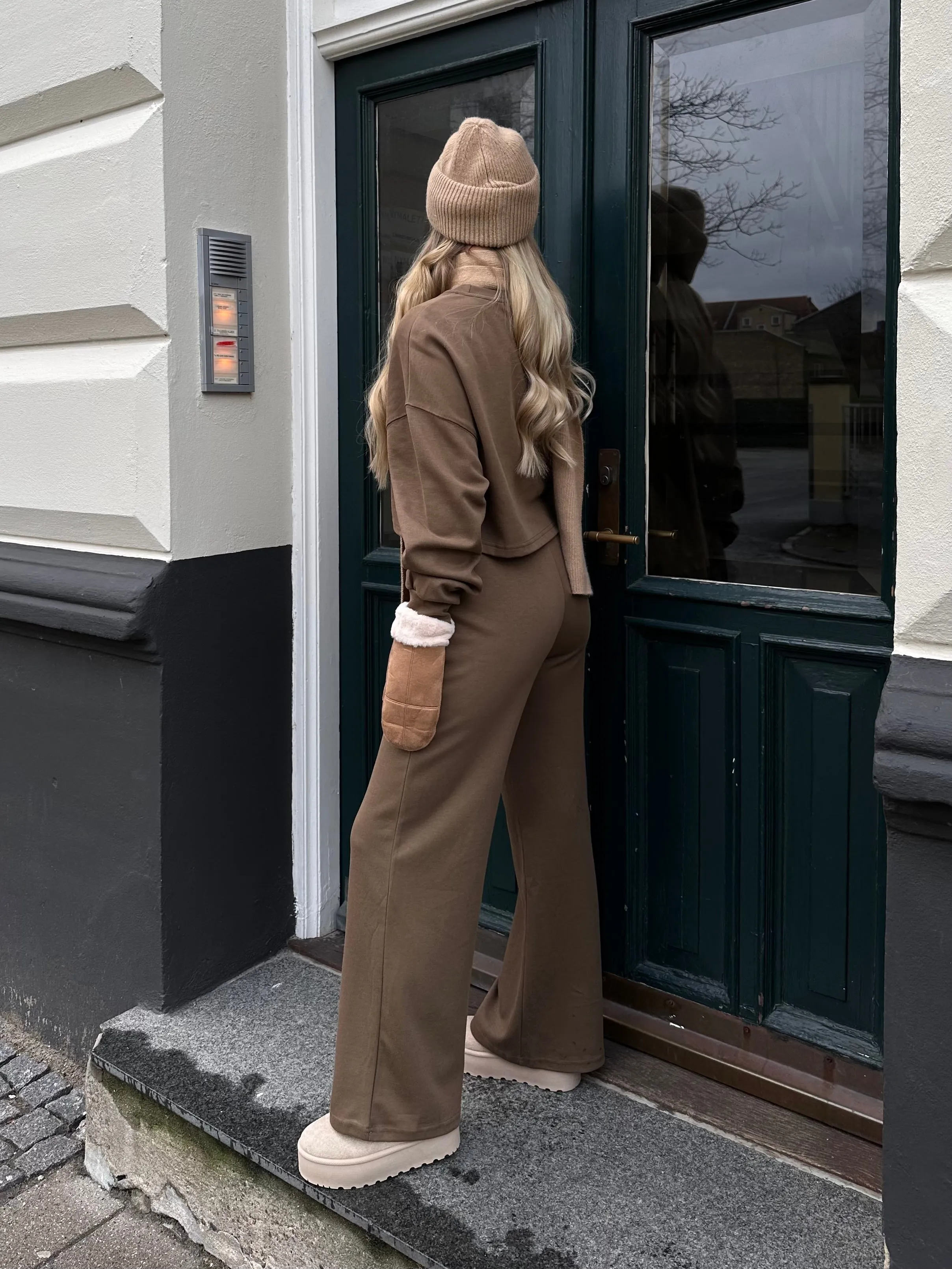 Alma sweatshirt mørkebrun