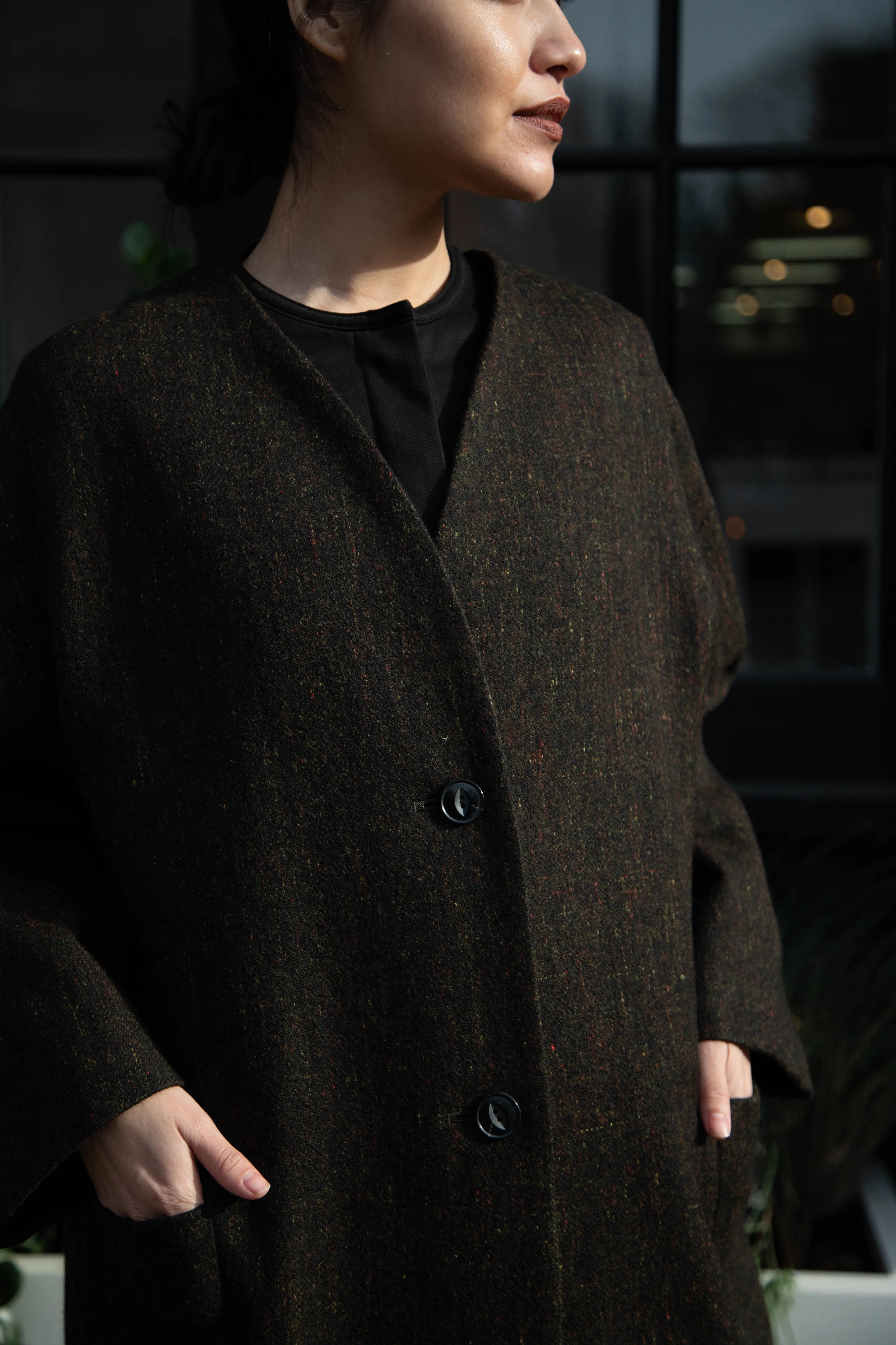 Arts & Science Tweed V-Neck Long Coat in Moss