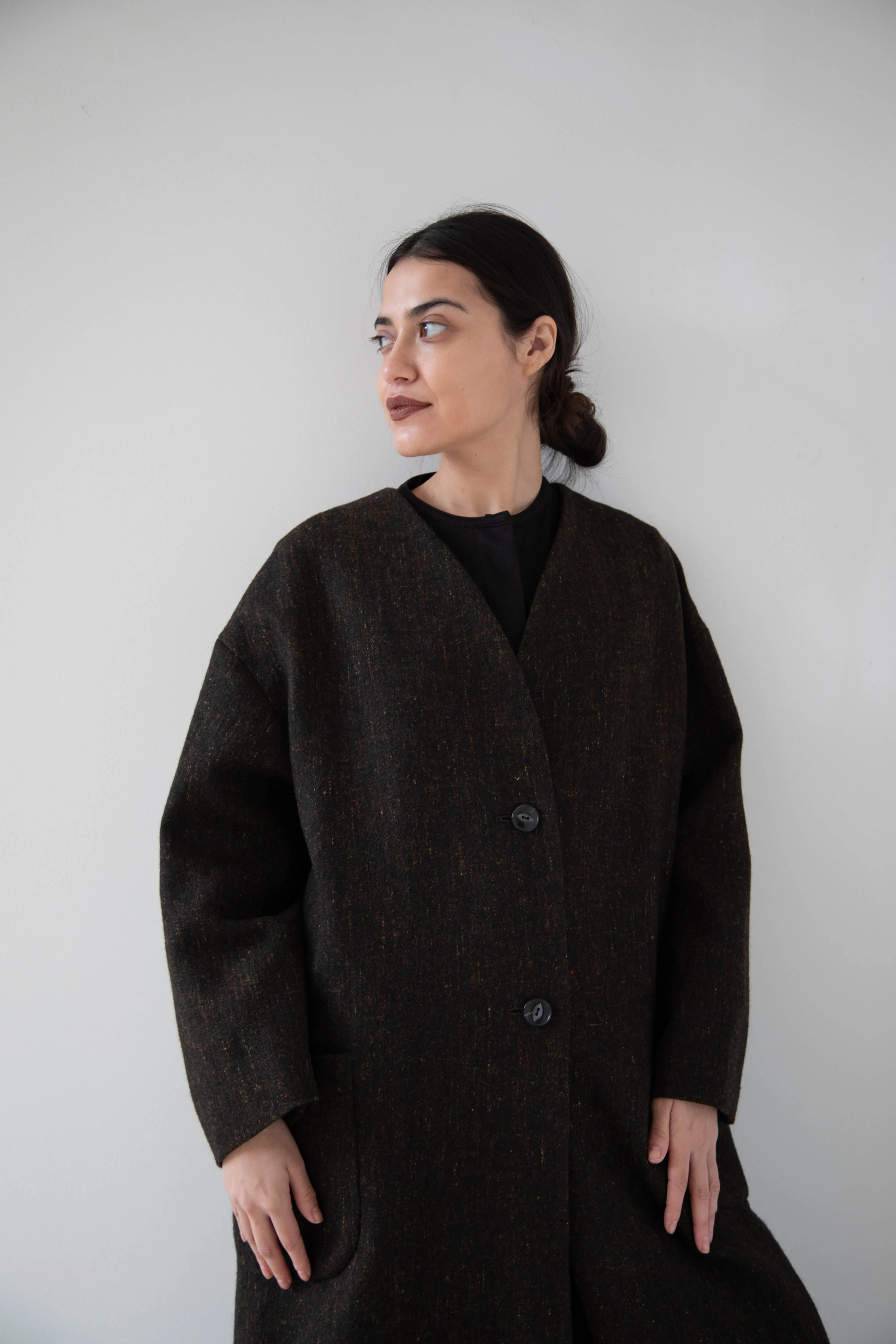 Arts & Science Tweed V-Neck Long Coat in Moss