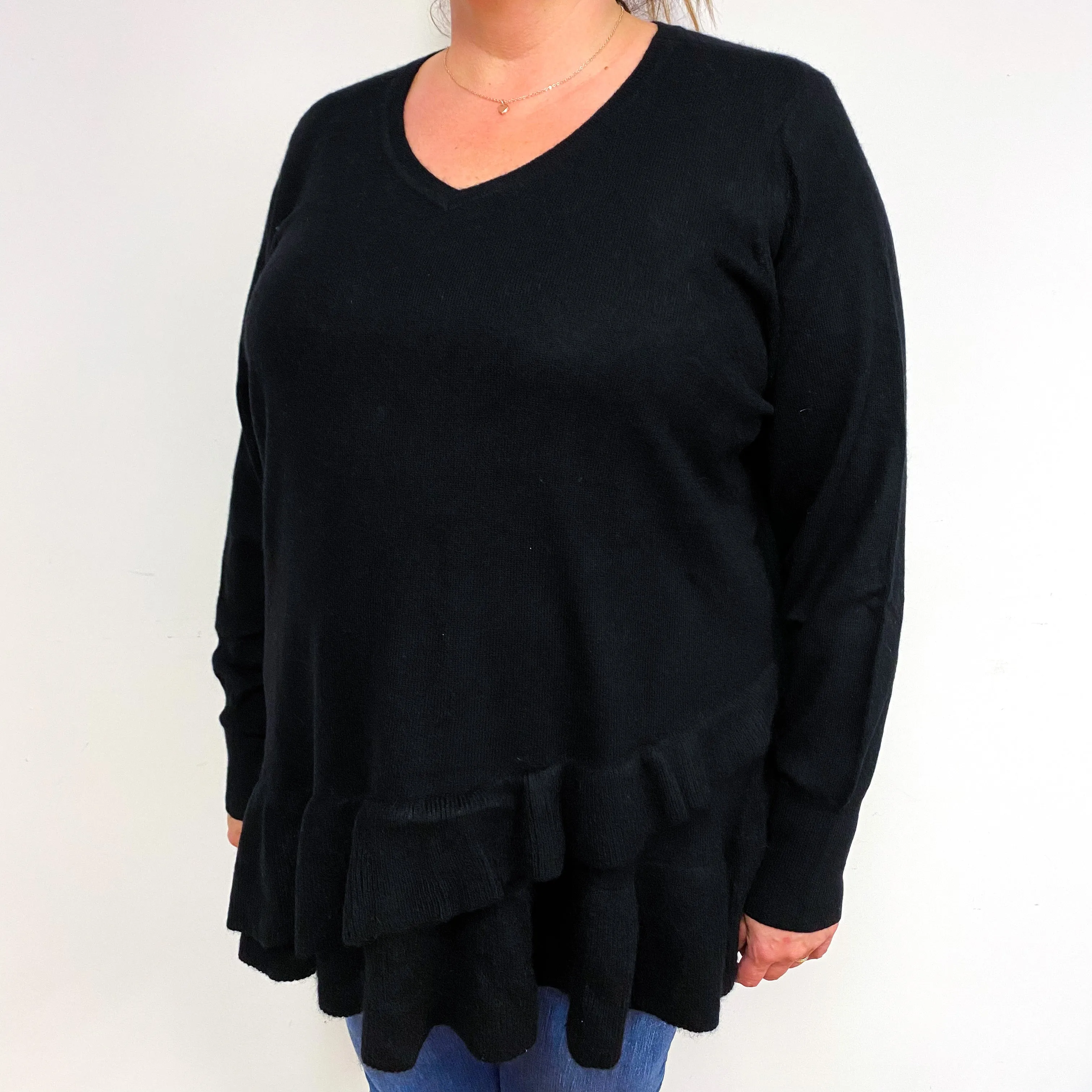 Black Frill Hem Cashmere V-Neck Jumper XXL