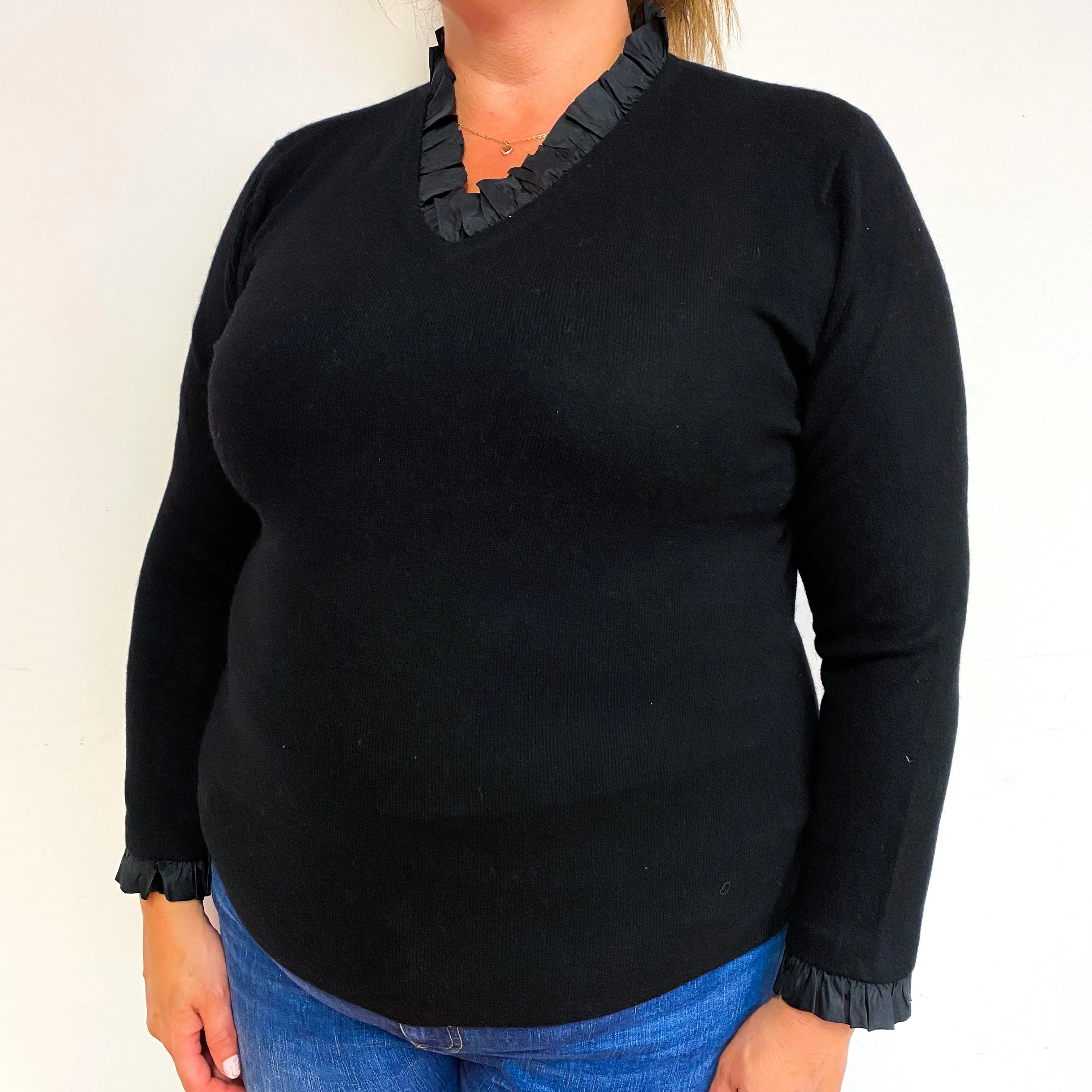 Black Ruffle Trim Cashmere V-Neck Jumper Extra Large