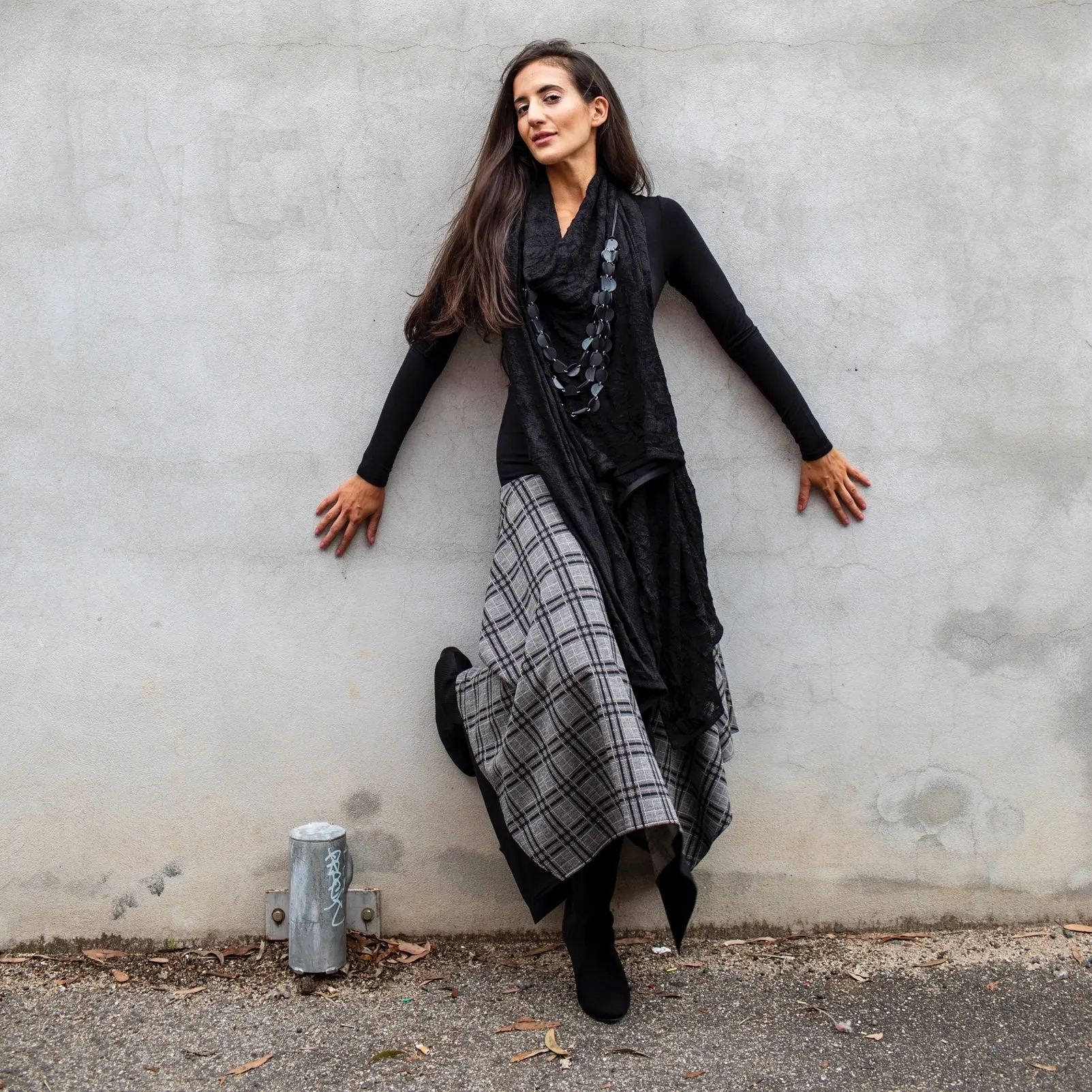 Cherish Wrap - Black Crushed Linen Knit