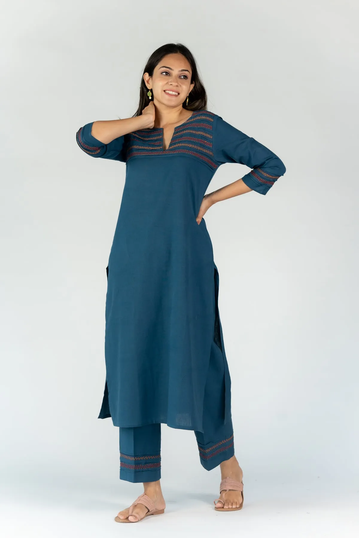 Cotton Flex Embriodered Parallel With Pockets - Blue