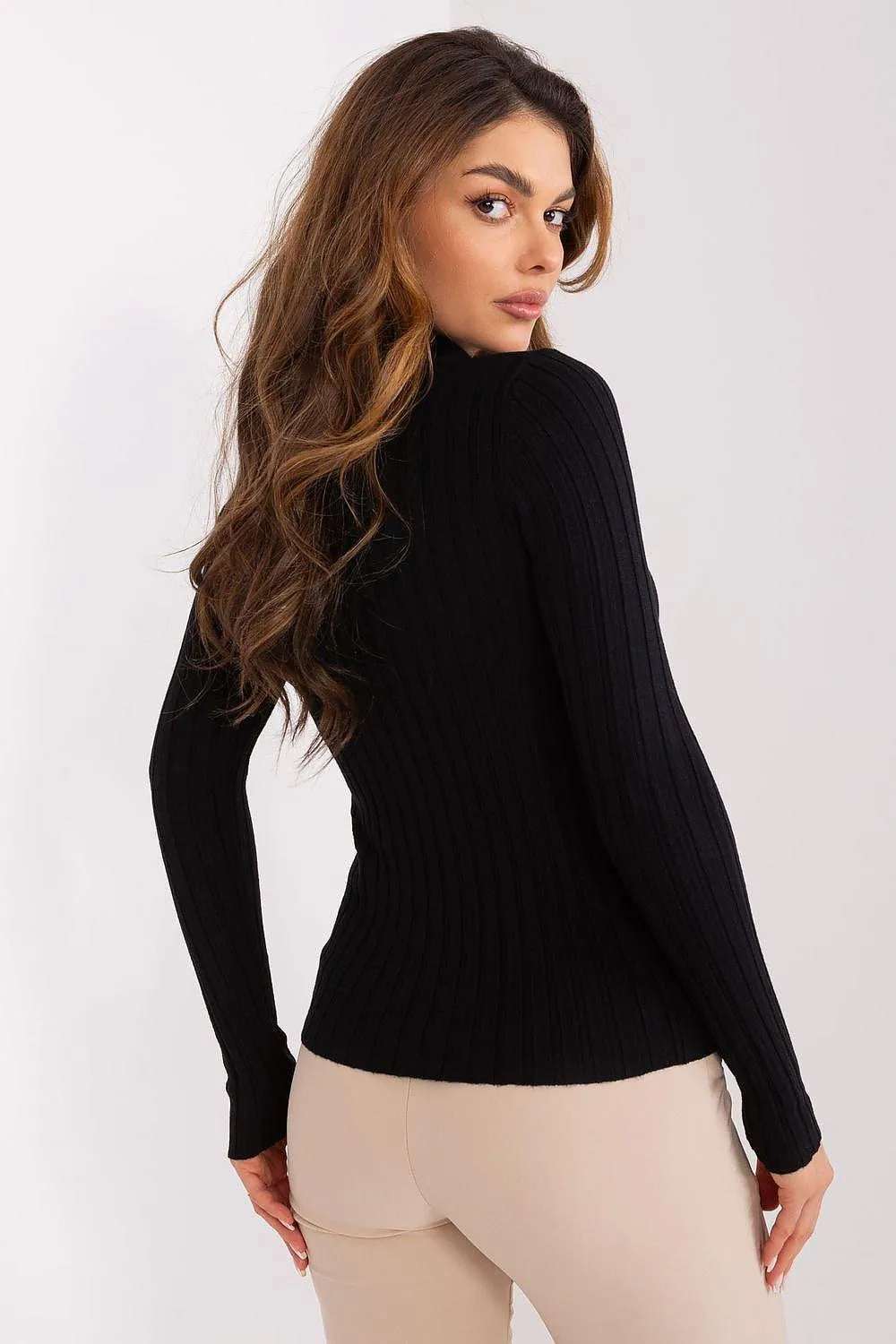 Factory Price low-key turtleneck sweater