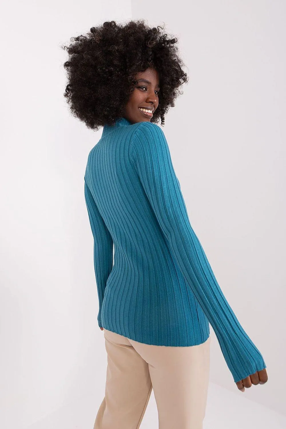 Factory Price low-key turtleneck sweater