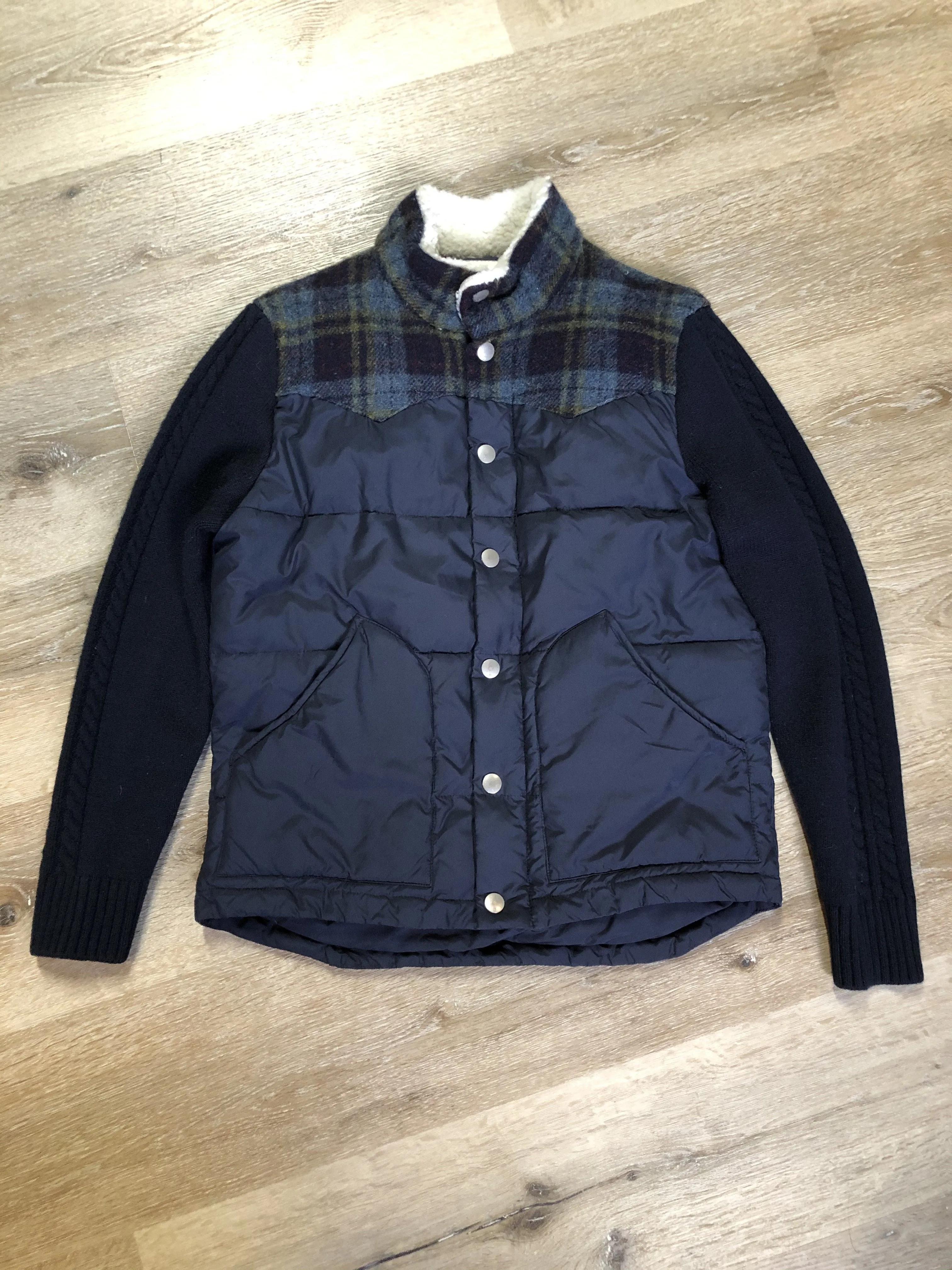 Fairwhale Down filled Jacket with Knit Sleeves