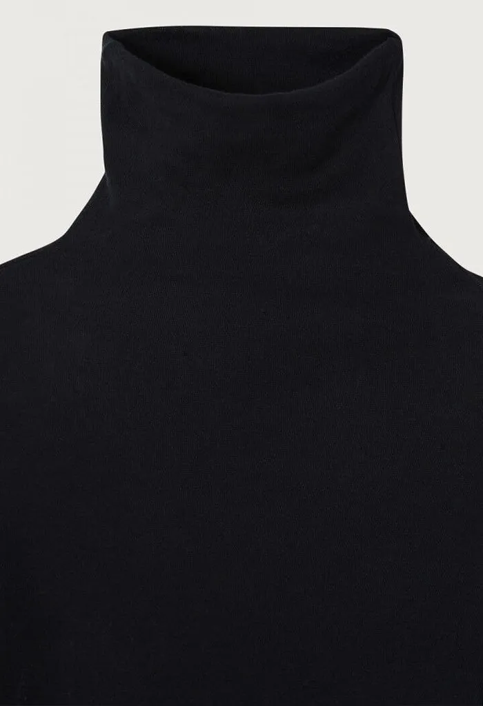 Massachusetts Turtleneck - Black