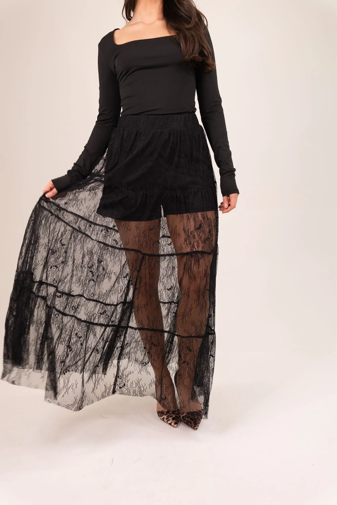Millie Tiered Lace Maxi Skirt In Black