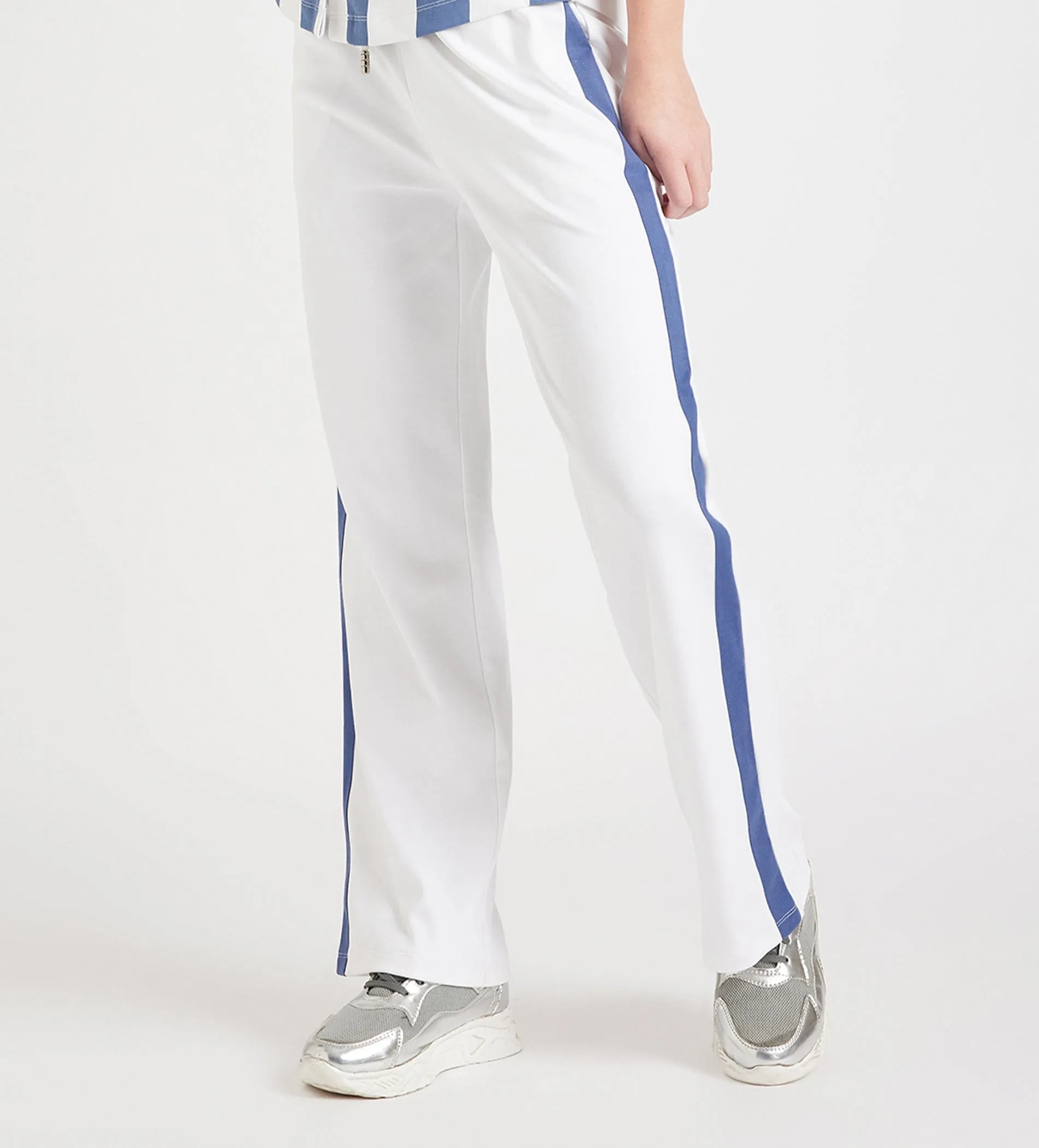 Sleek Contrast Wide Leg Trackpants