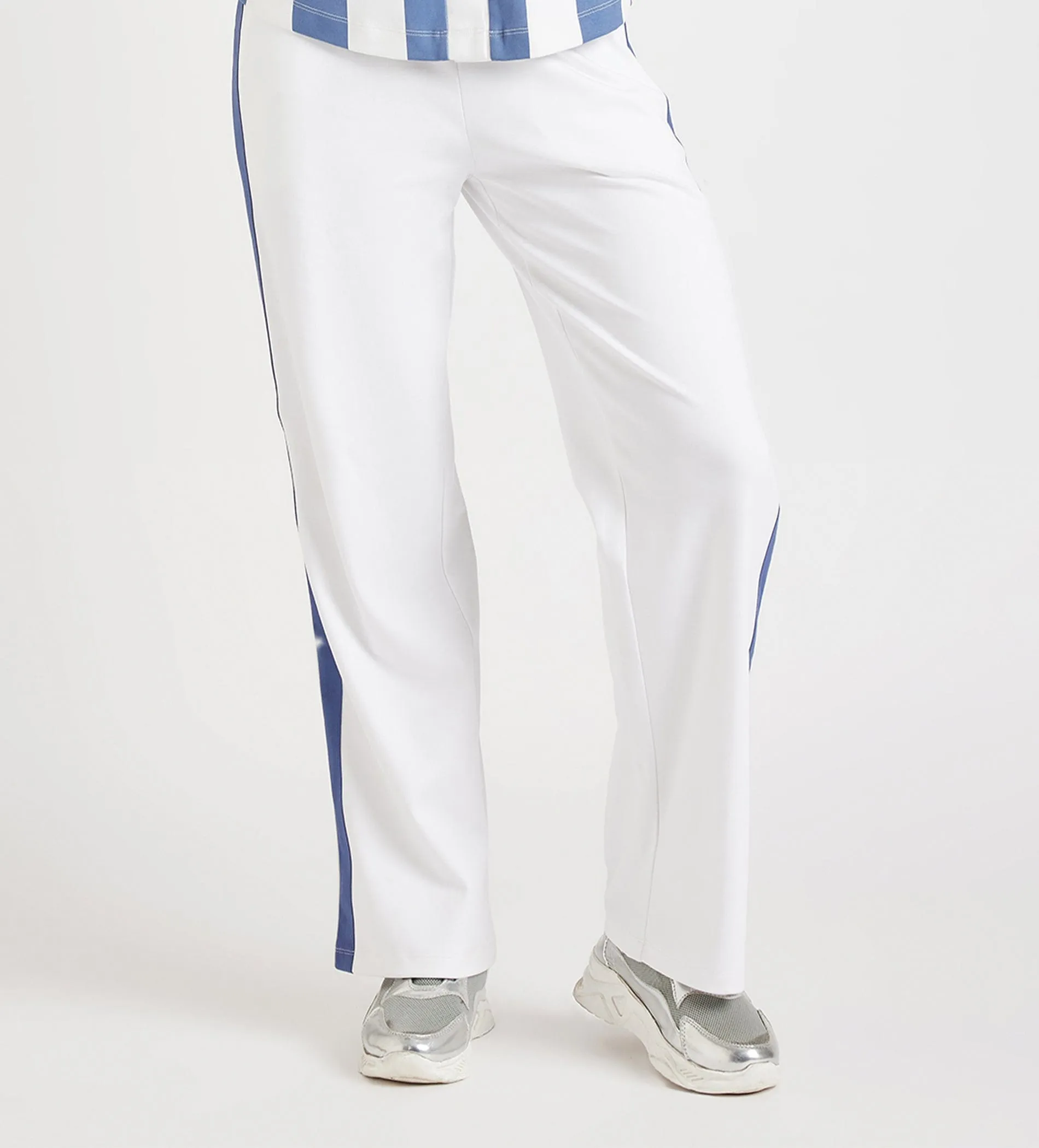 Sleek Contrast Wide Leg Trackpants