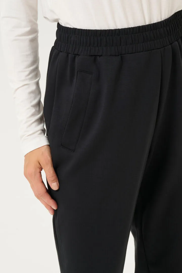 The Chabrina Pants 2