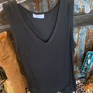 The Vneck Tank